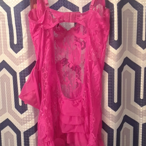 Lingerie *FINAL PRICE* - Picture 2 of 3